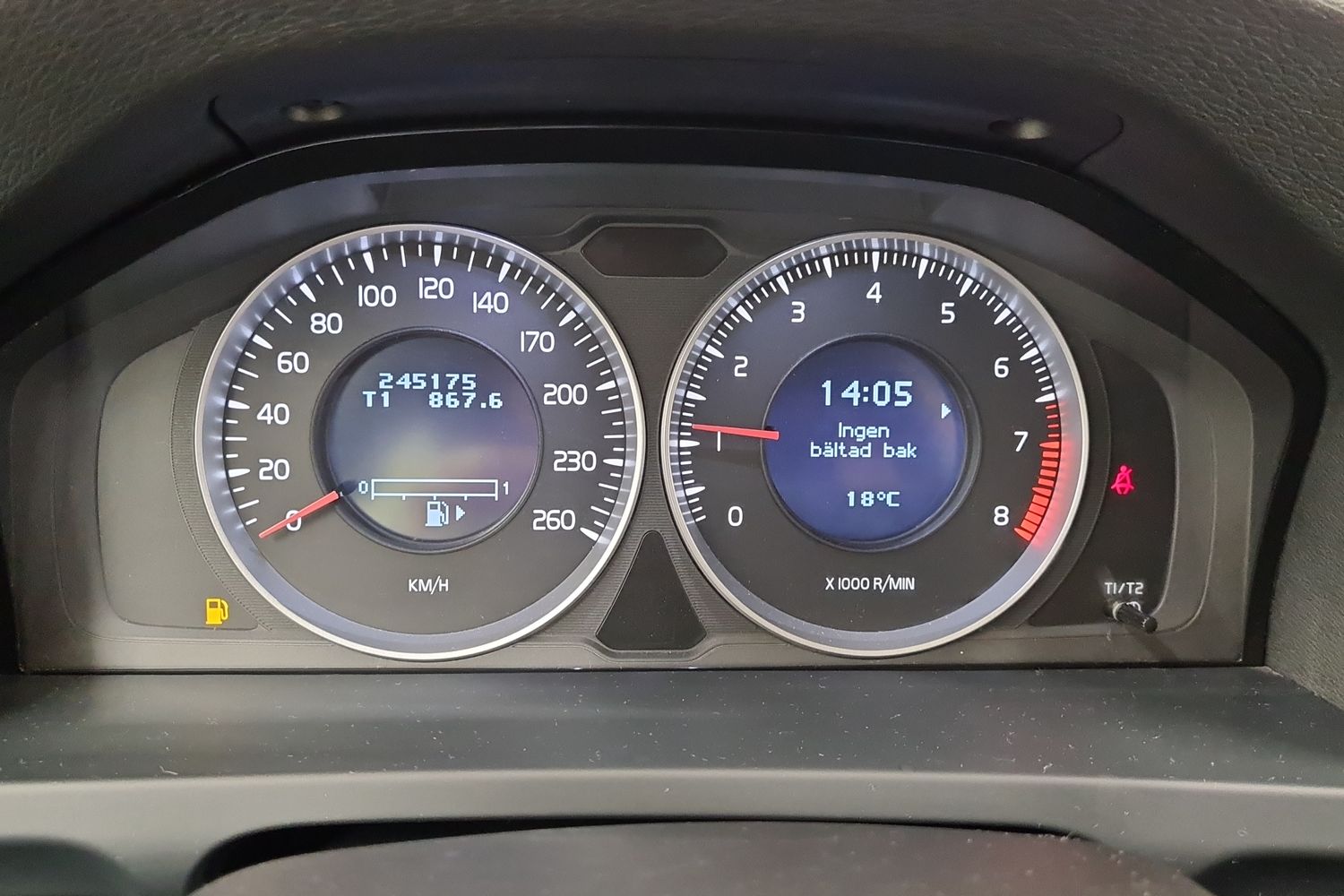 VOLVO V60 2011