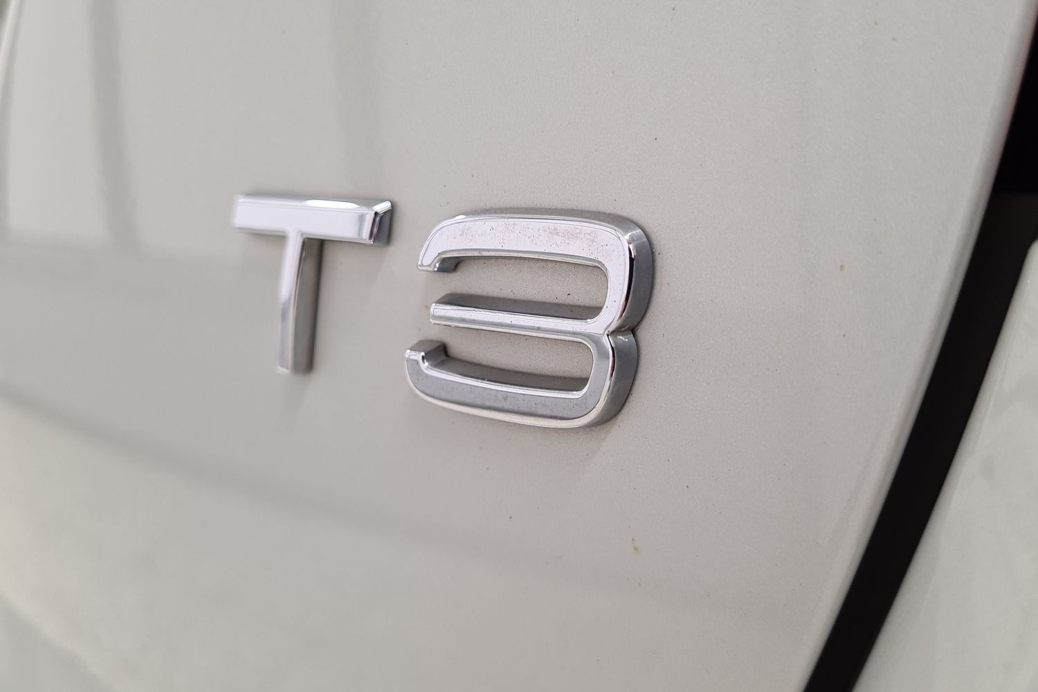 VOLVO V60 2011