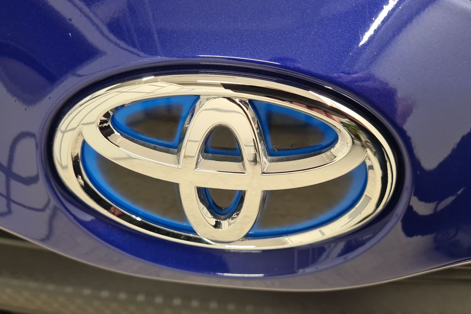 TOYOTA YARIS 2024
