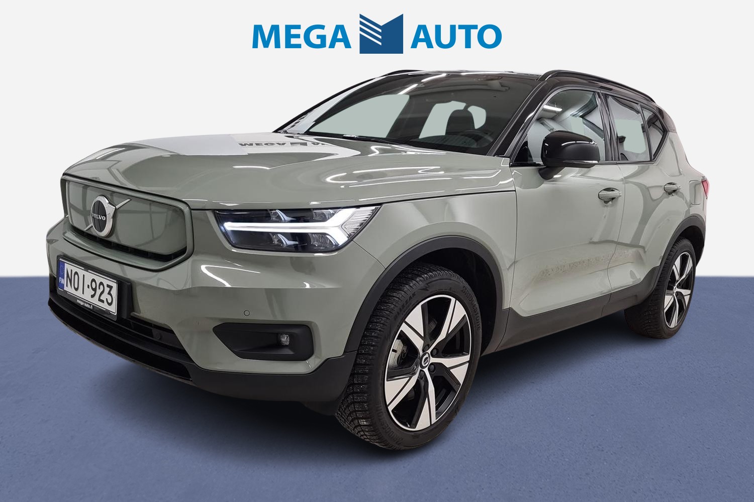 VOLVO XC40 2021
