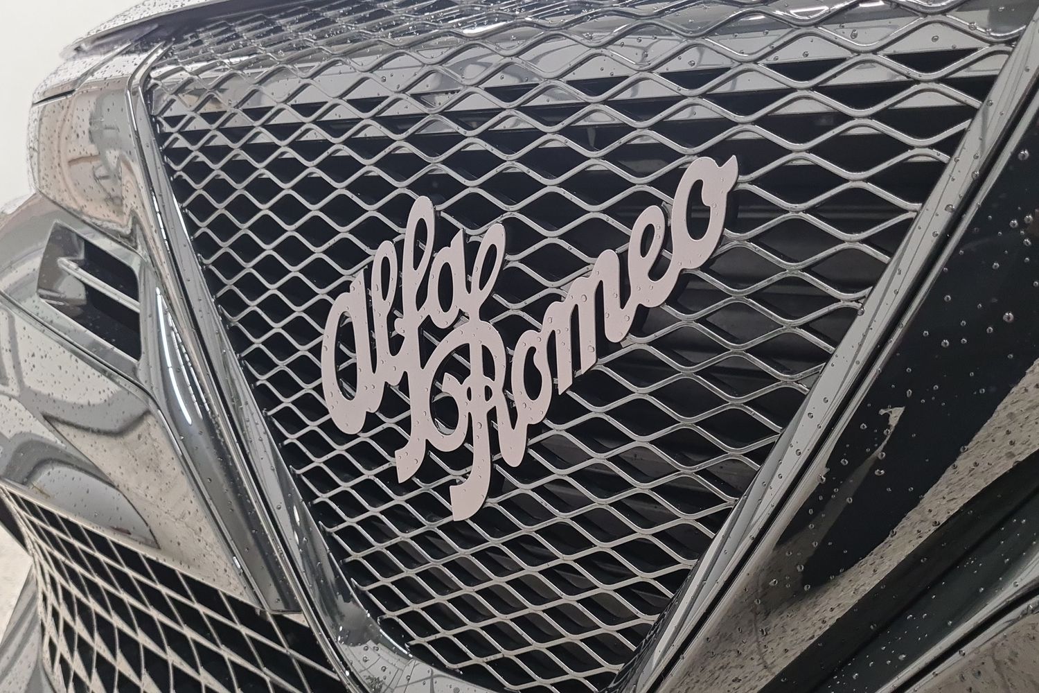 Alfa Romeo Junior 2025