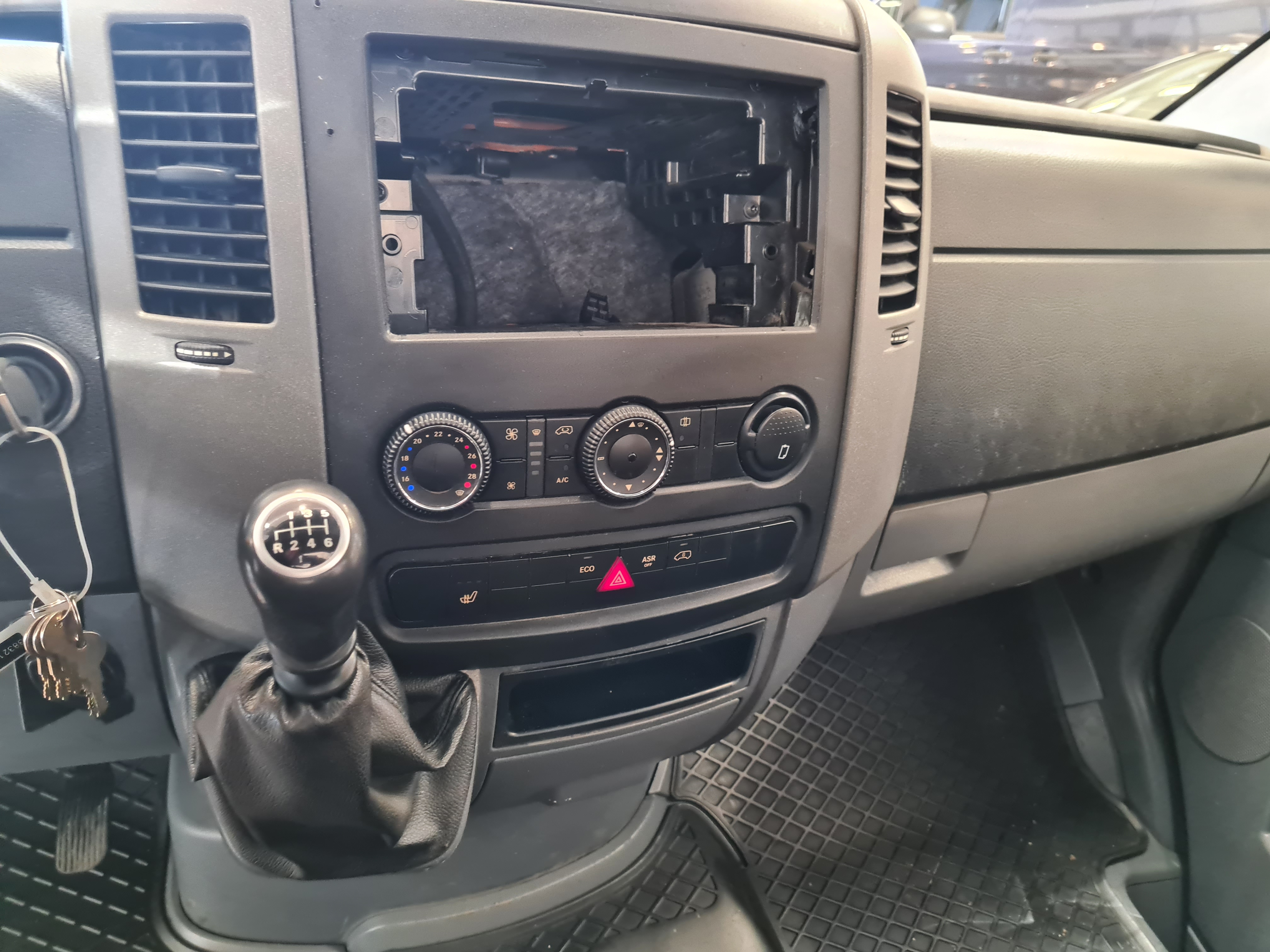 MERCEDES-BENZ SPRINTER 2015