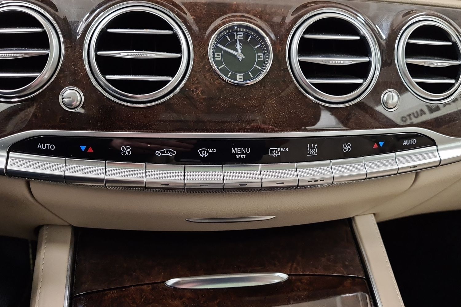 MERCEDES-BENZ S 2017