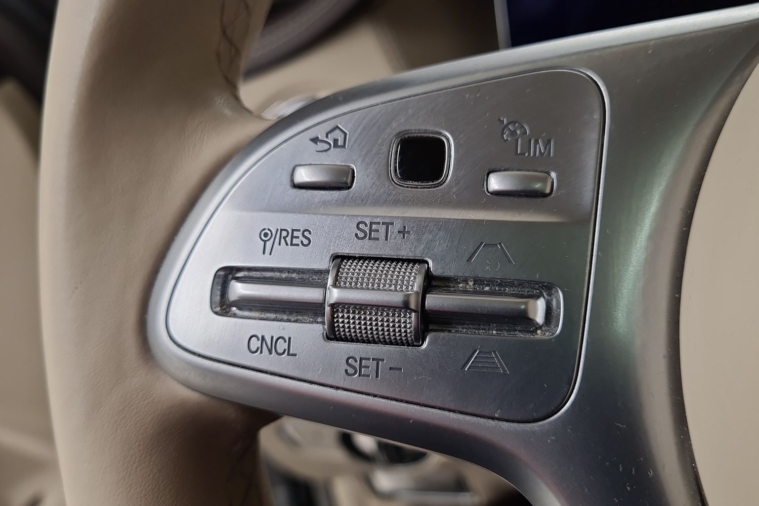 MERCEDES-BENZ S 2017