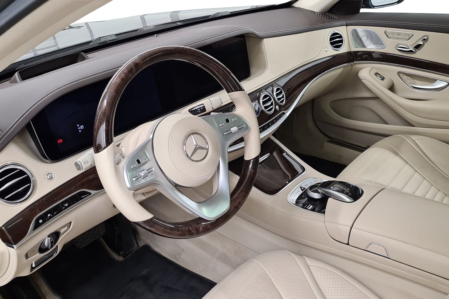 MERCEDES-BENZ S 2017