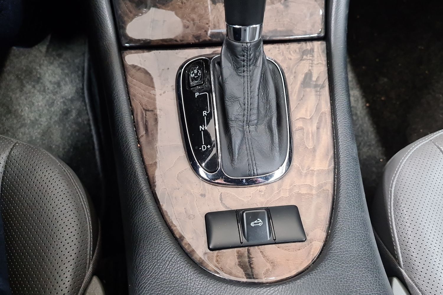 MERCEDES-BENZ CLK 2006