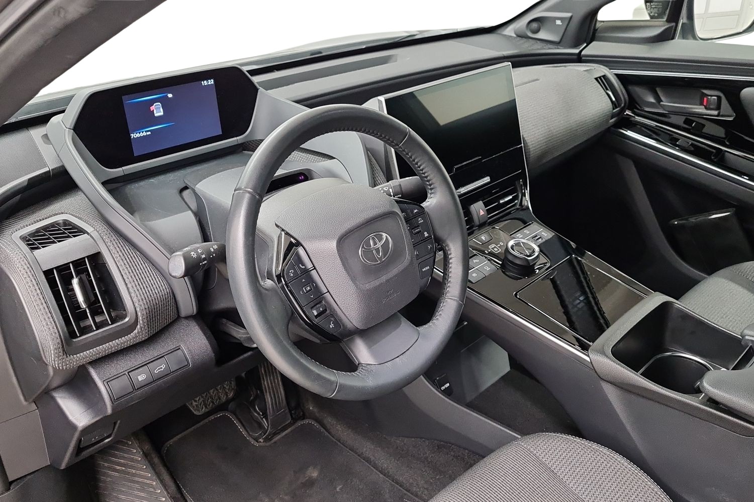 TOYOTA bZ4X 2023