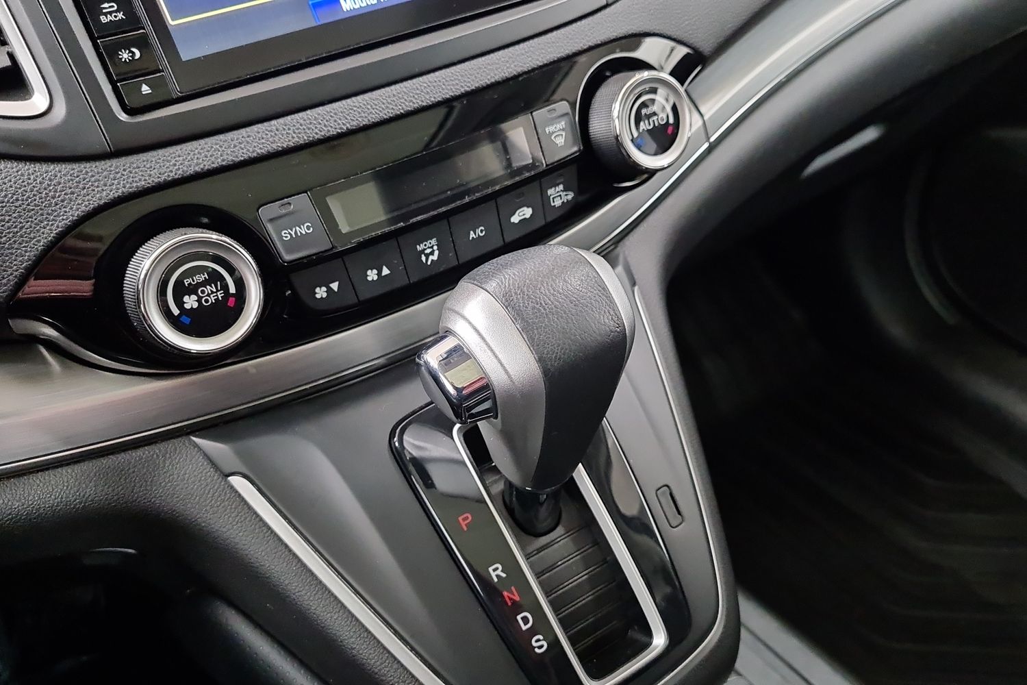HONDA CR-V 2015