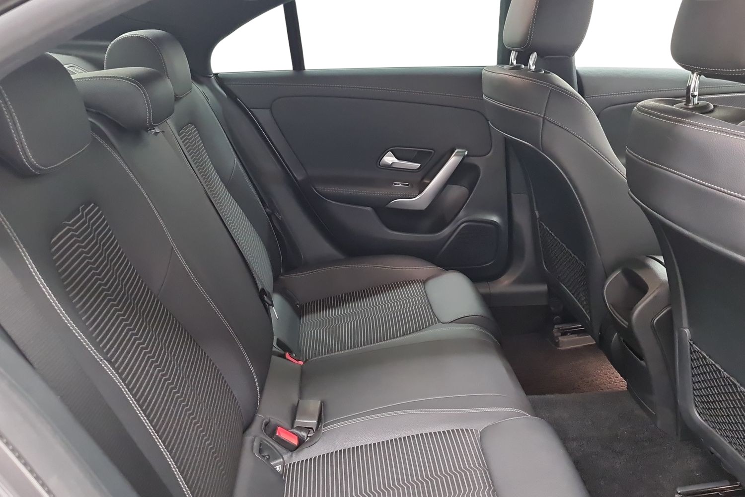 MERCEDES-BENZ CLA 2019