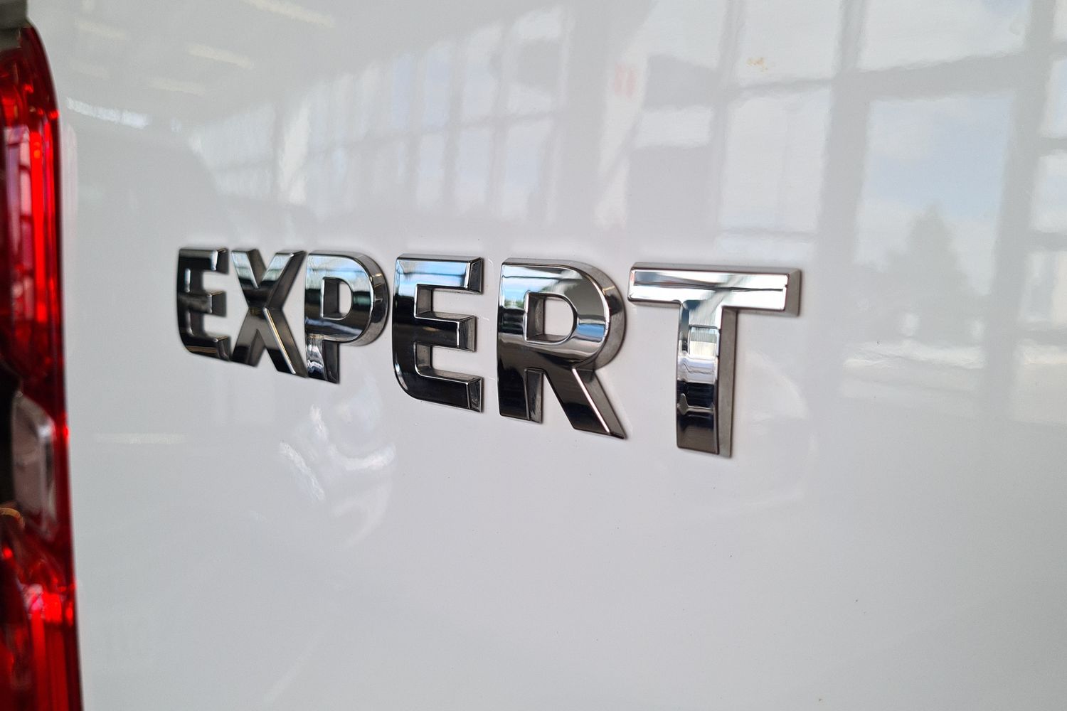 PEUGEOT EXPERT 2021