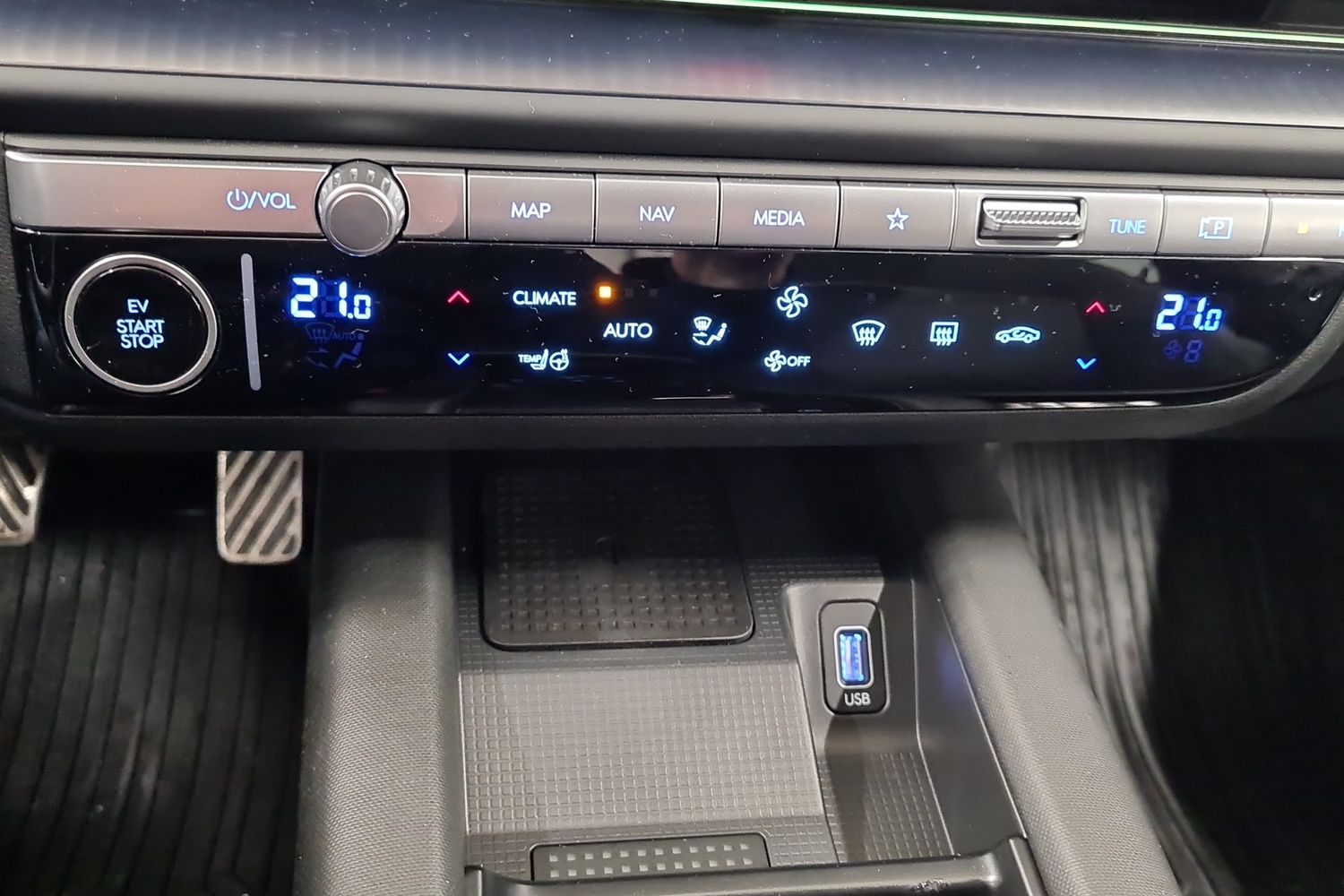 HYUNDAI IONIQ 6 2024