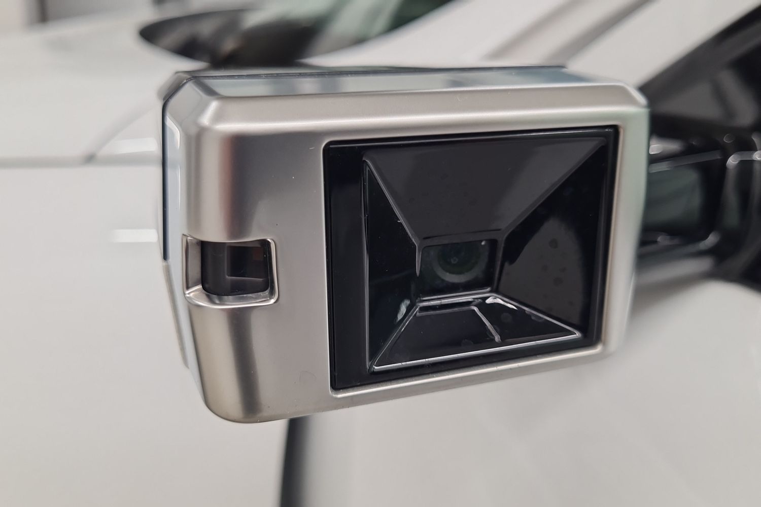 HYUNDAI IONIQ 6 2024