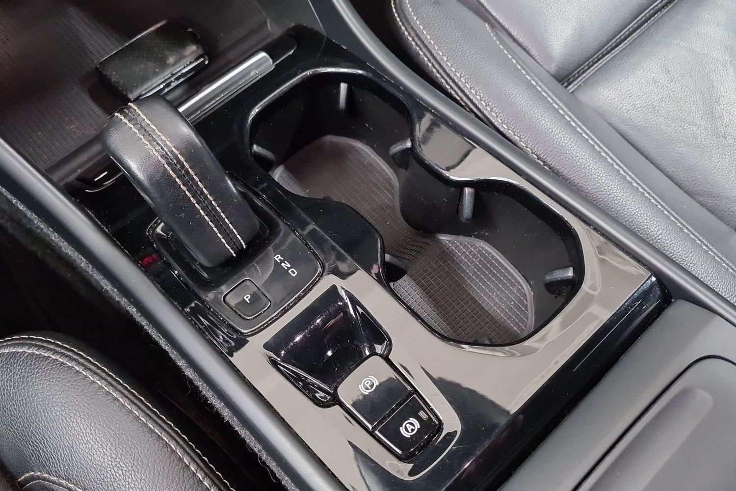VOLVO XC40 2018