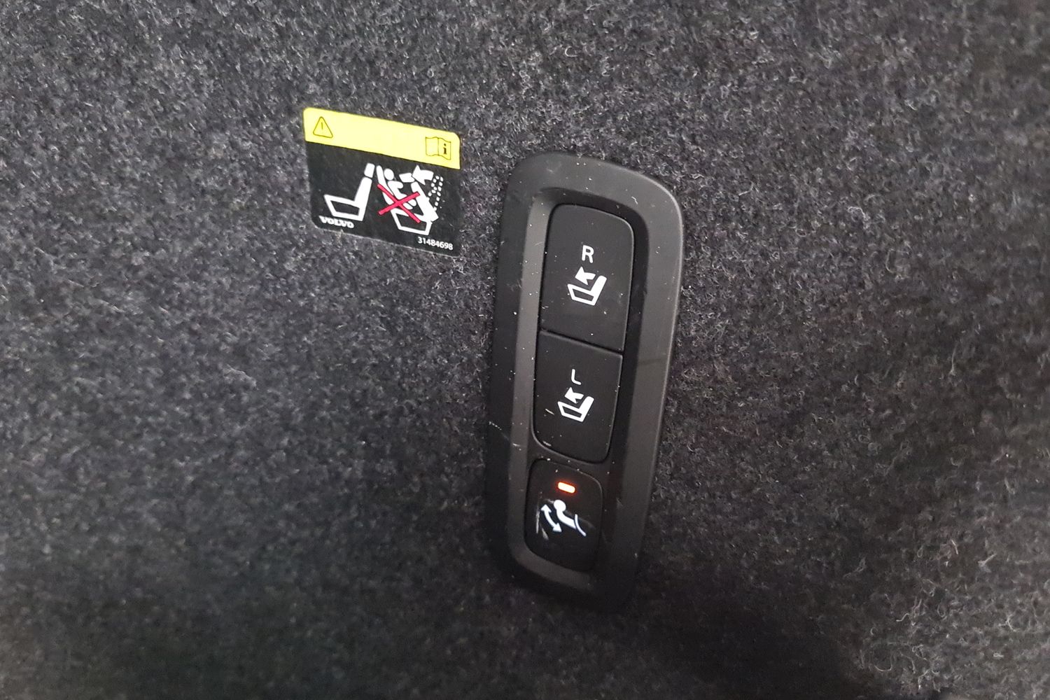 VOLVO XC40 2018