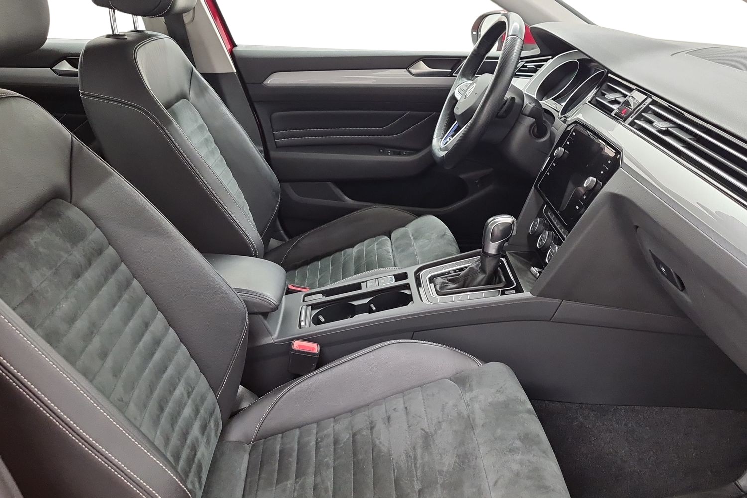 VOLKSWAGEN PASSAT 2020