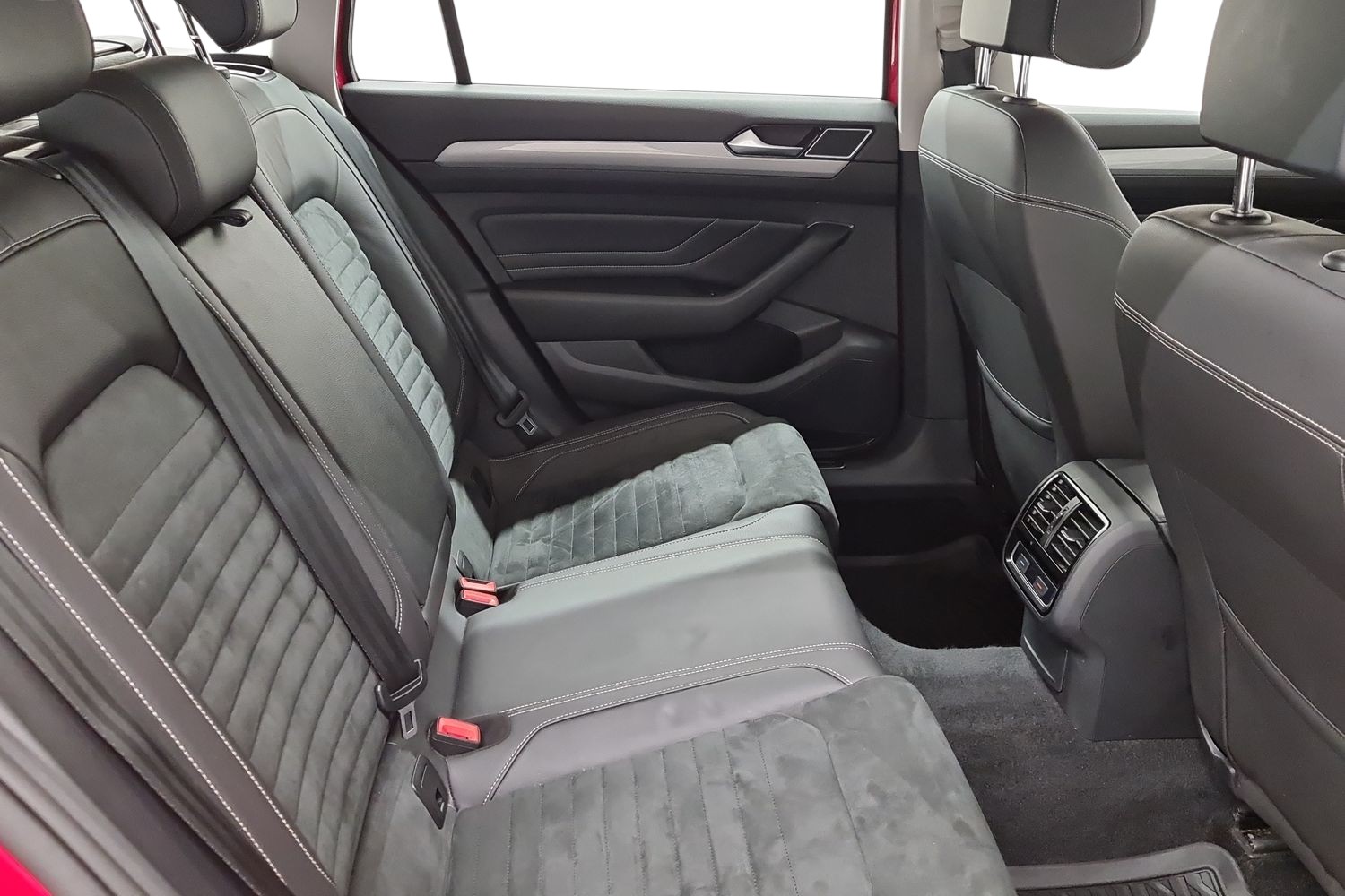 VOLKSWAGEN PASSAT 2020