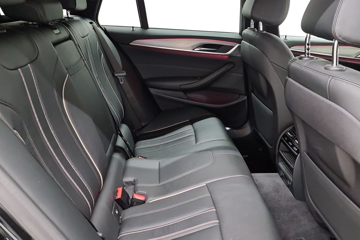 BMW 530 2019