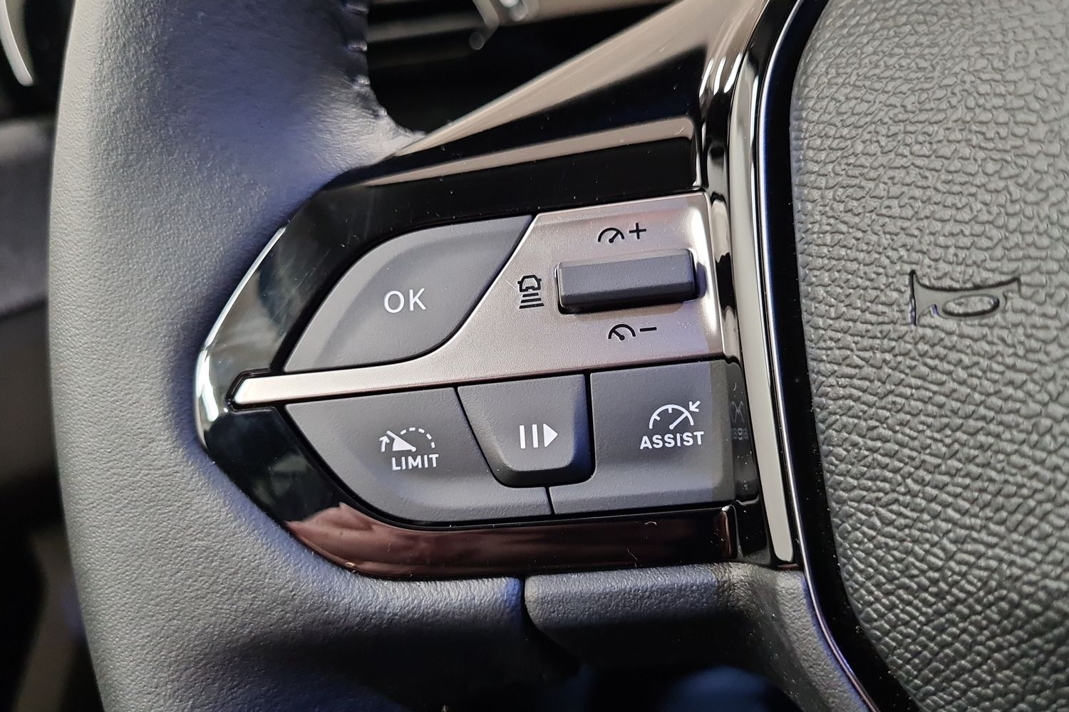 Peugeot 408 2026