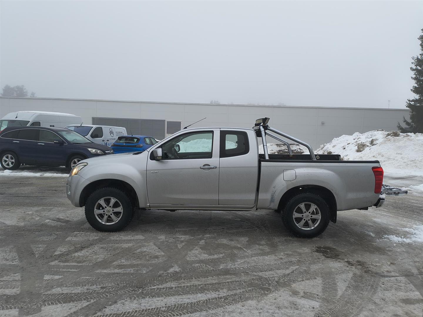 ISUZU D-Max 2013