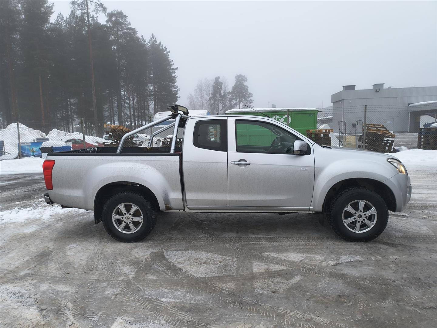 ISUZU D-Max 2013