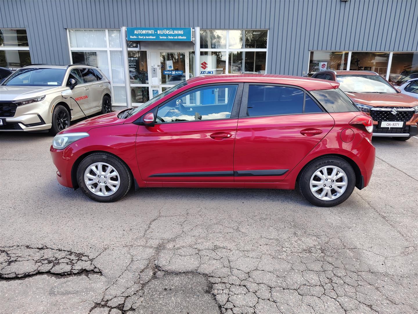HYUNDAI i20 5d 2016