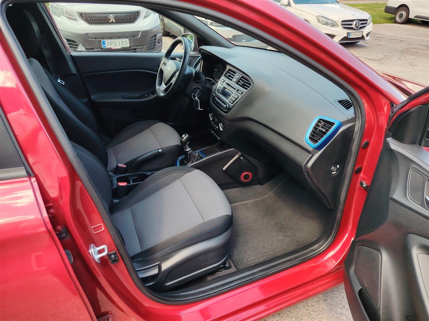 HYUNDAI i20 5d 2016