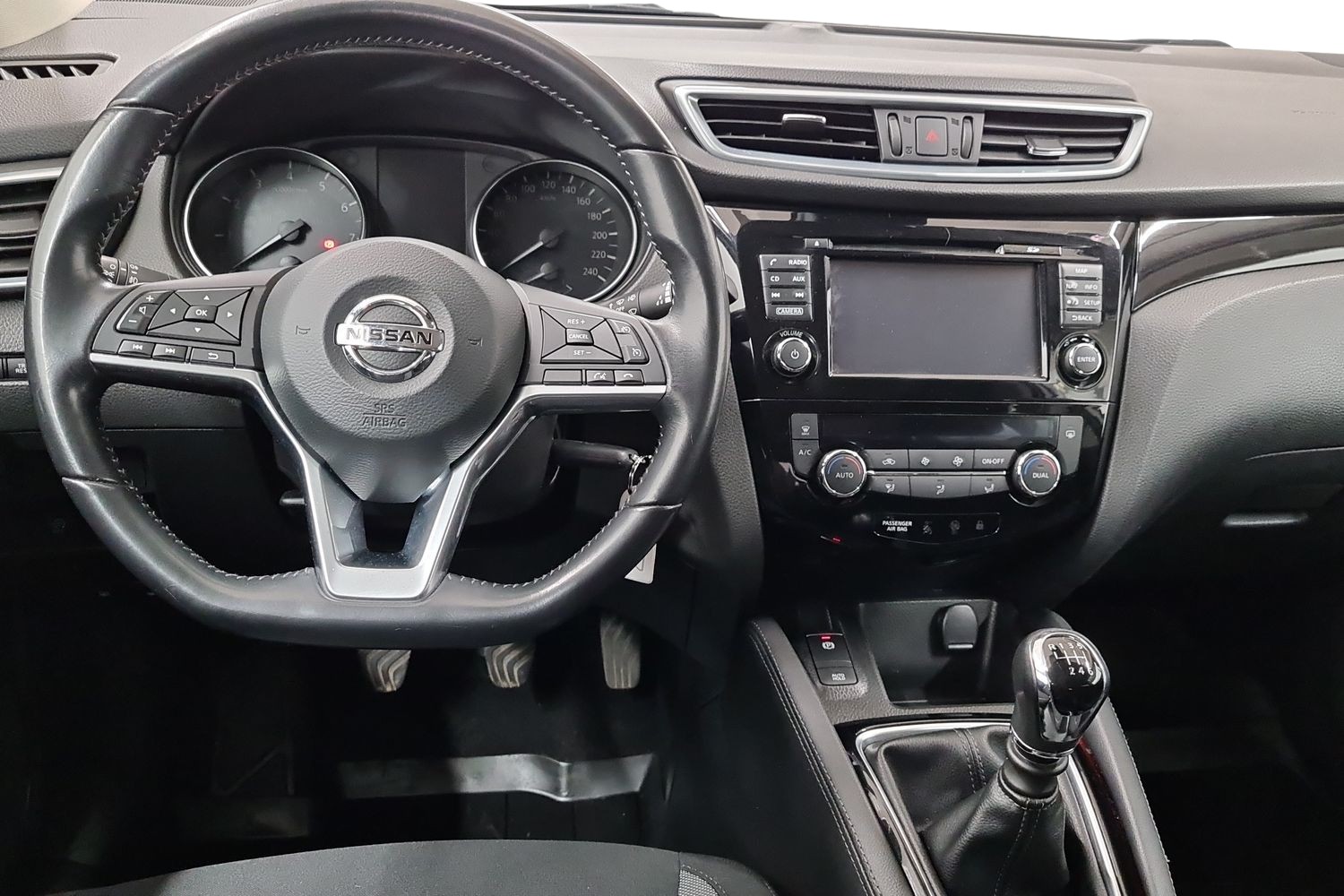 NISSAN QASHQAI 2018