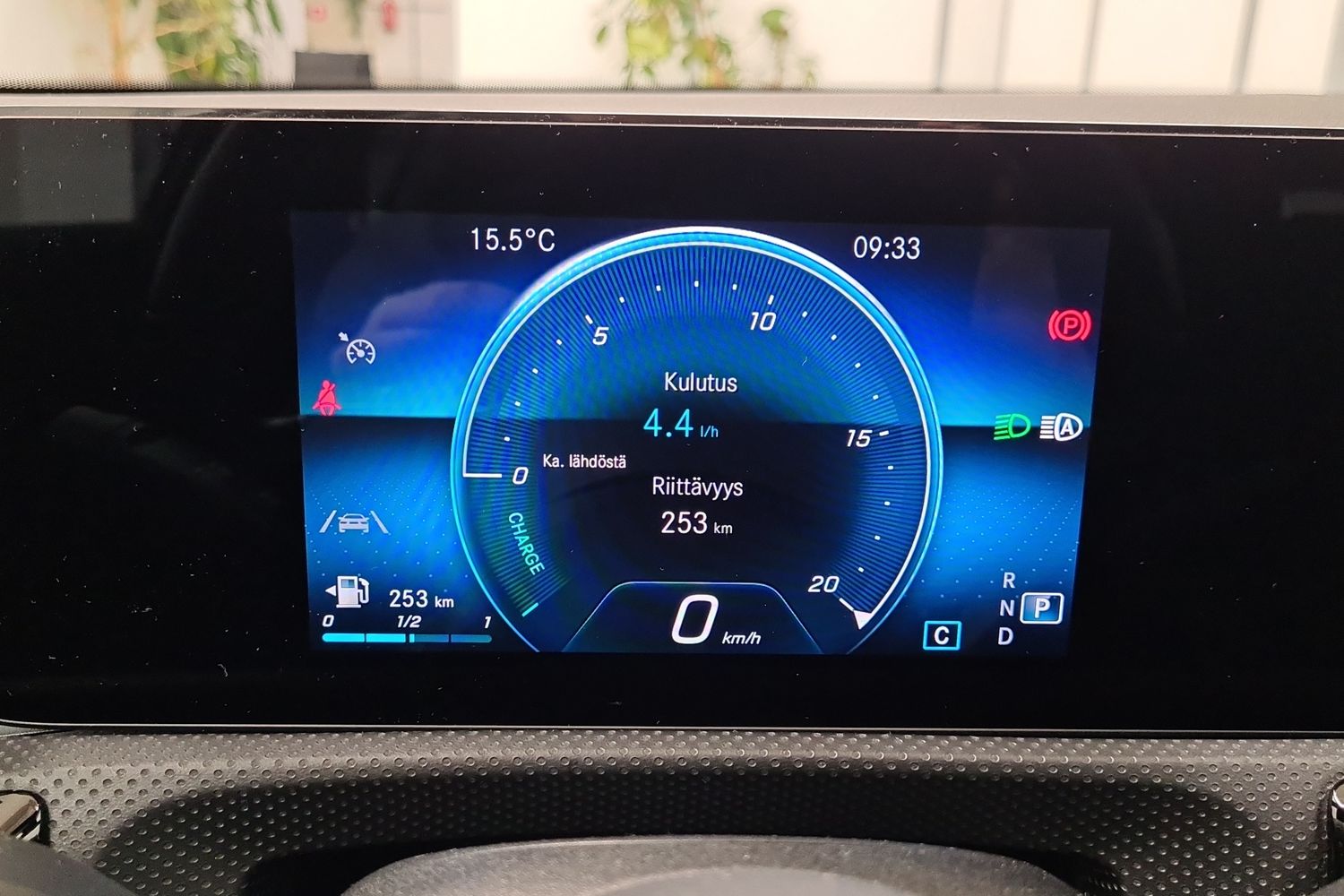 MERCEDES-BENZ A 2021