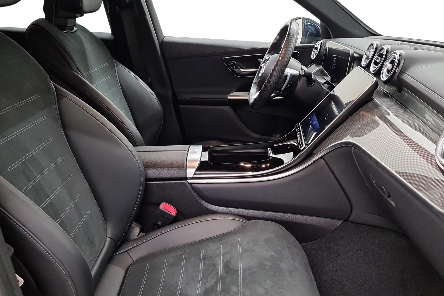 MERCEDES-BENZ GLC 2024