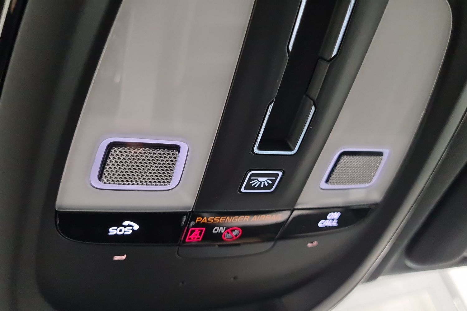 VOLVO XC60 2021