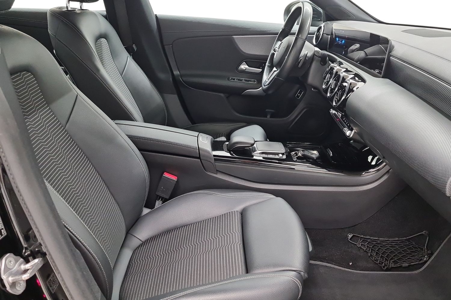 Mercedes-Benz CLA 2021