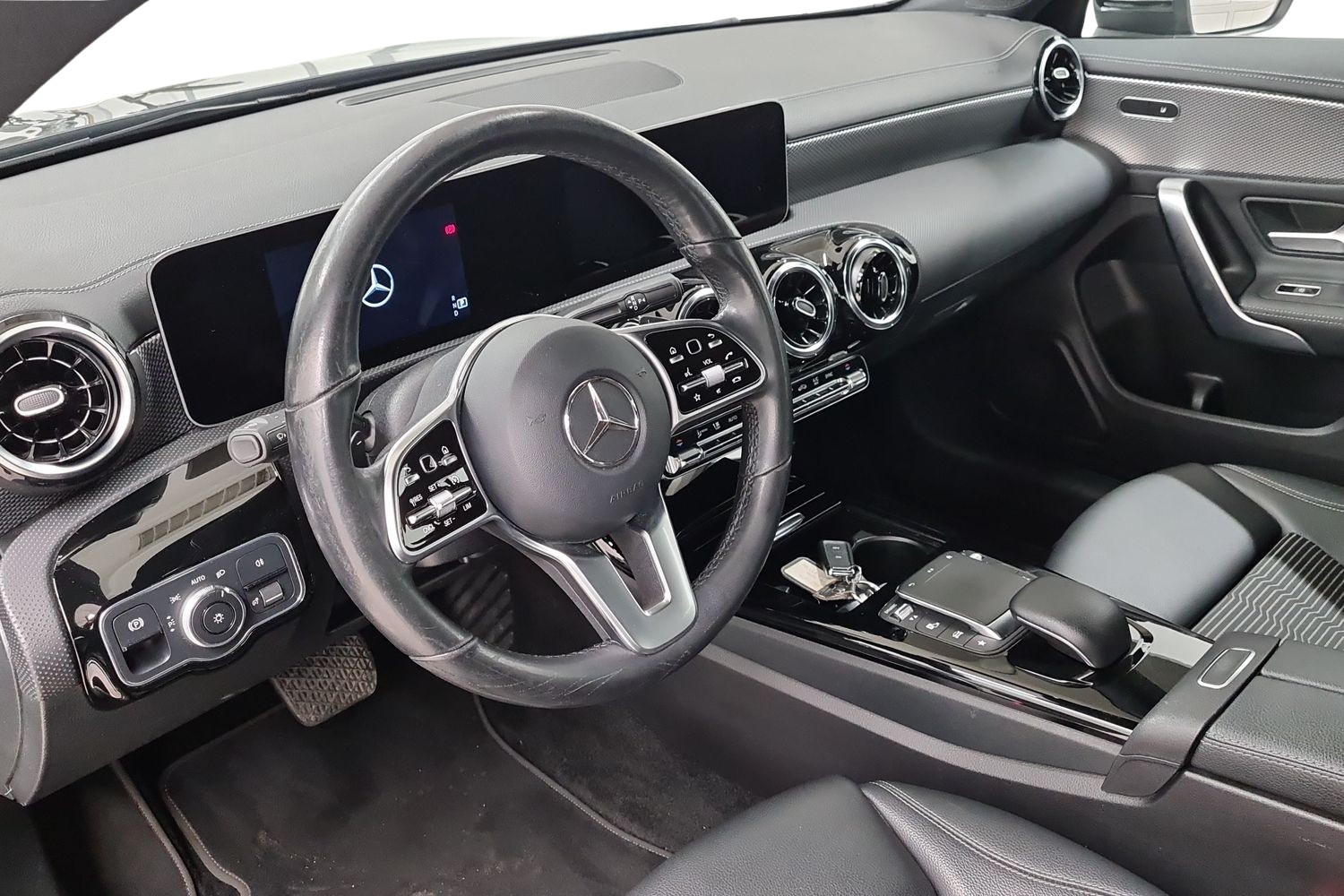 Mercedes-Benz CLA 2021
