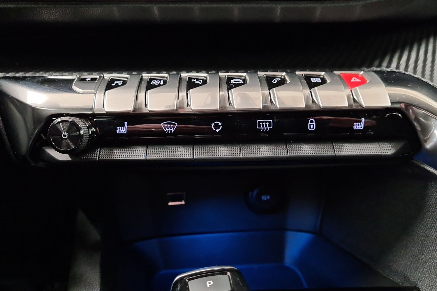PEUGEOT 3008 2023