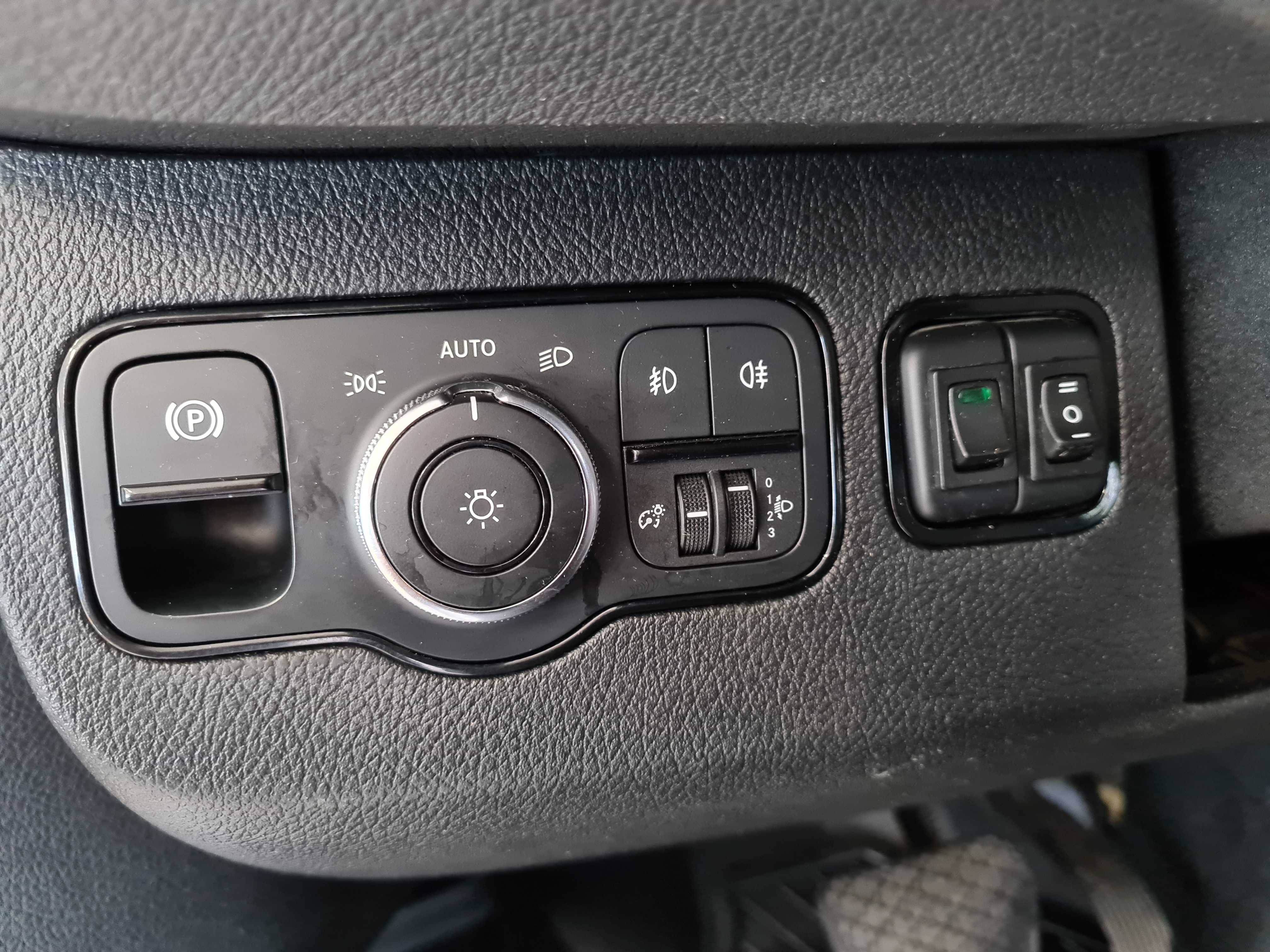 MERCEDES-BENZ SPRINTER 2021