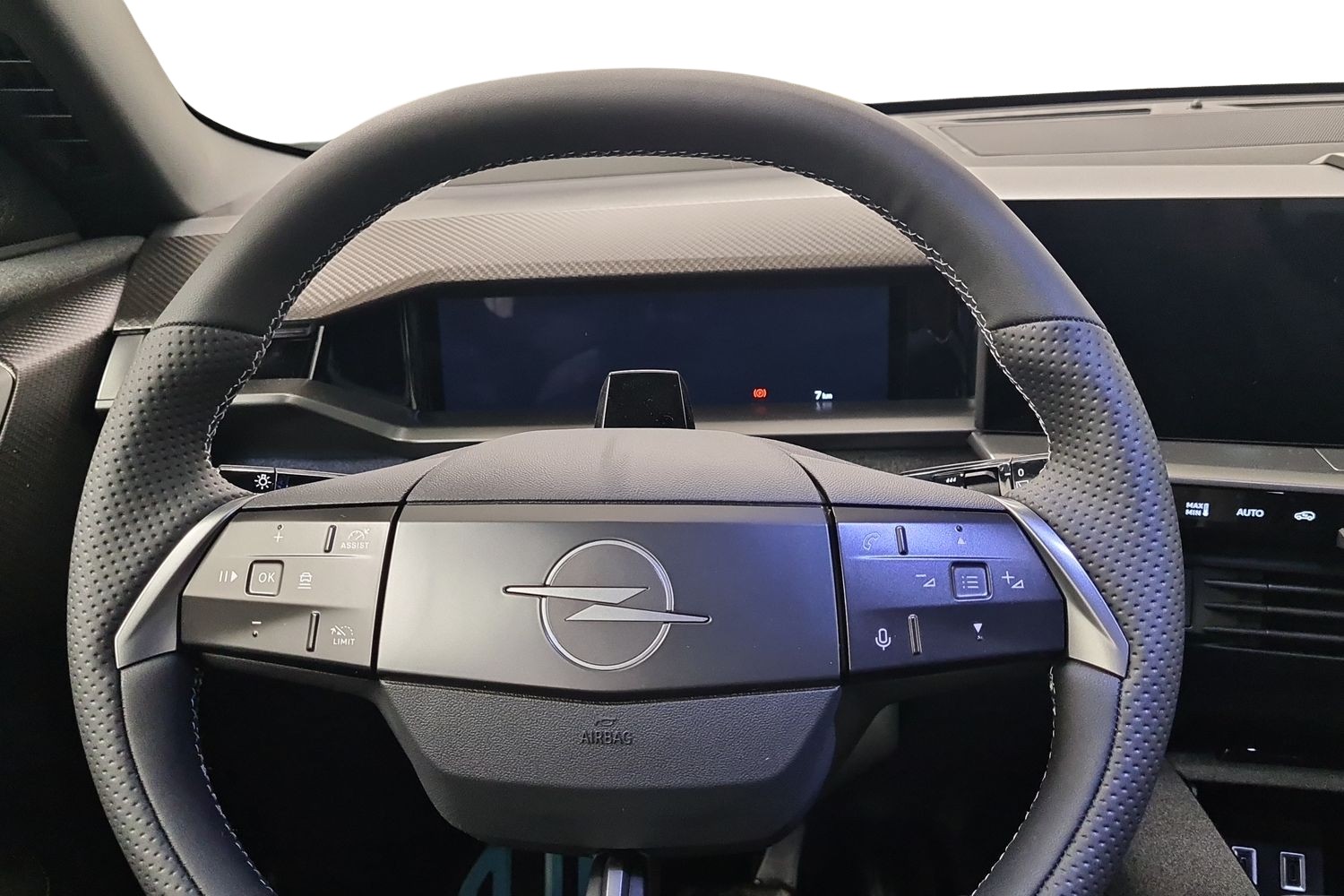 Opel Grandland 9
