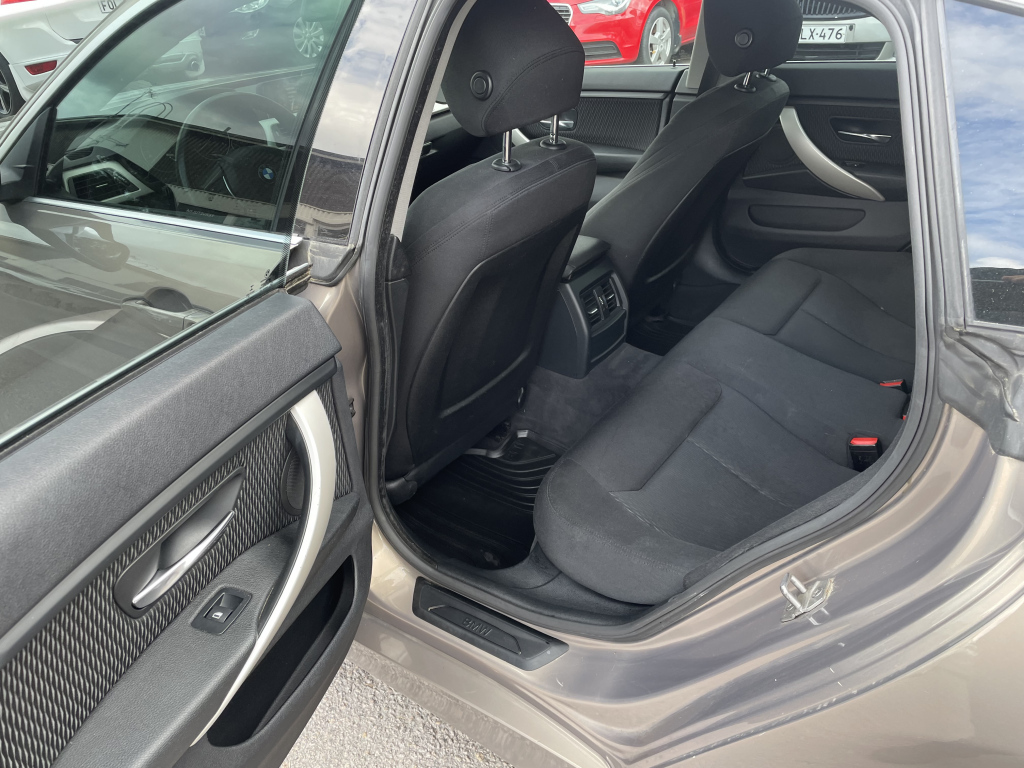 BMW 420d XDRIVE 7