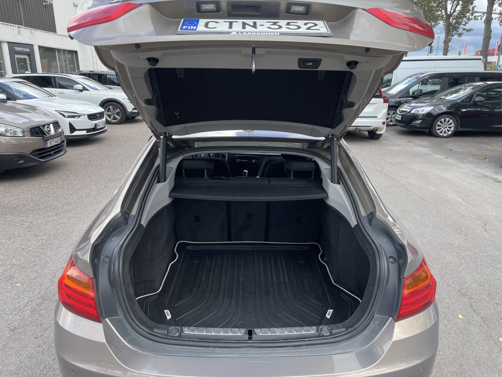 BMW 420d XDRIVE 8