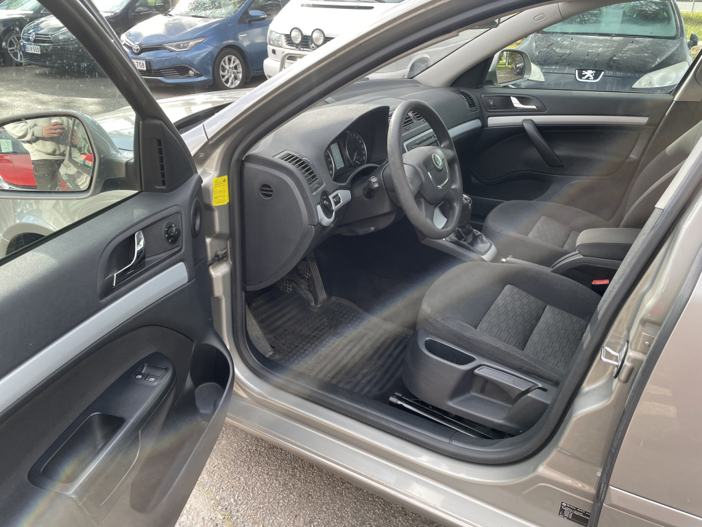 SKODA Octavia 6
