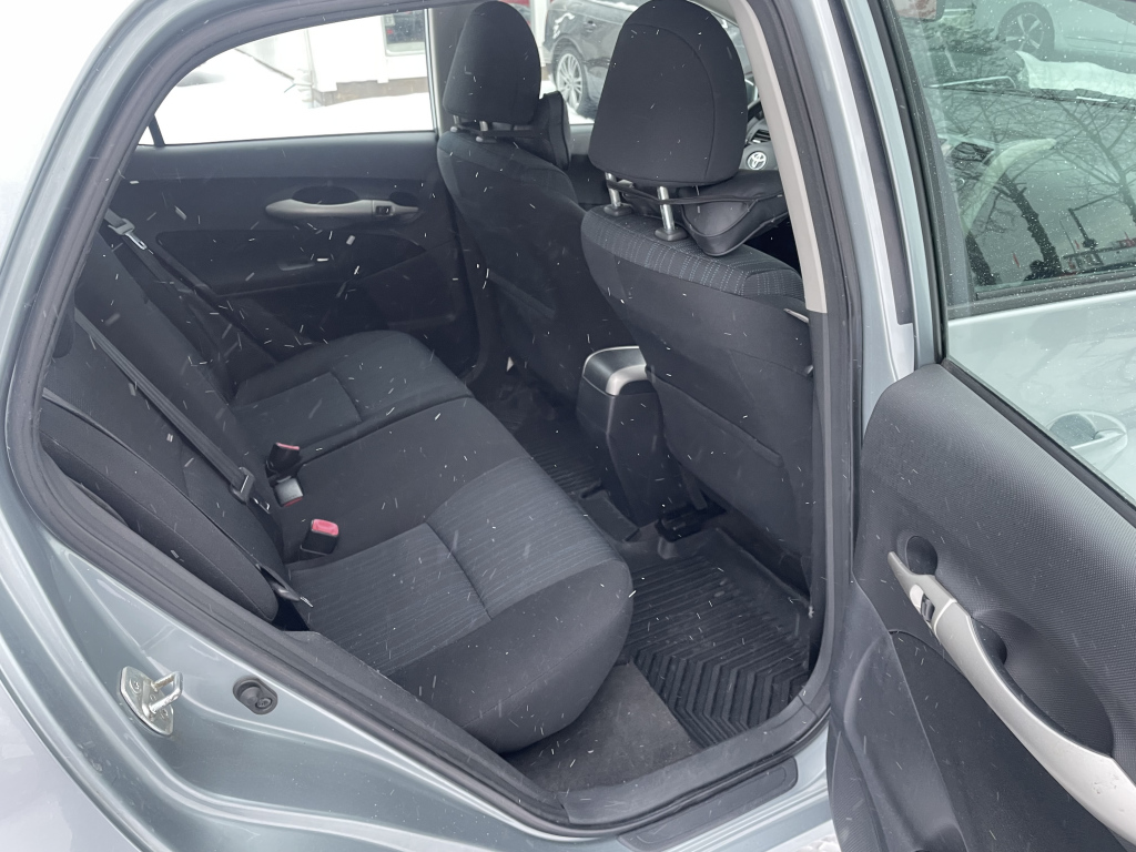 TOYOTA Auris 8