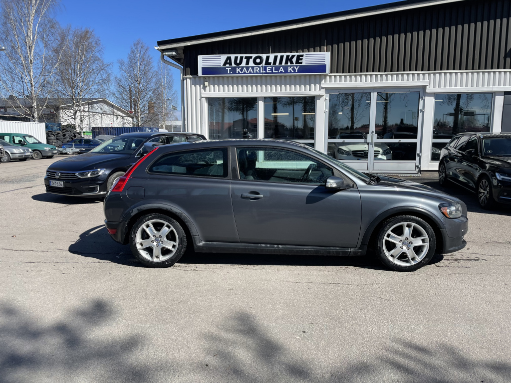 VOLVO C30 3