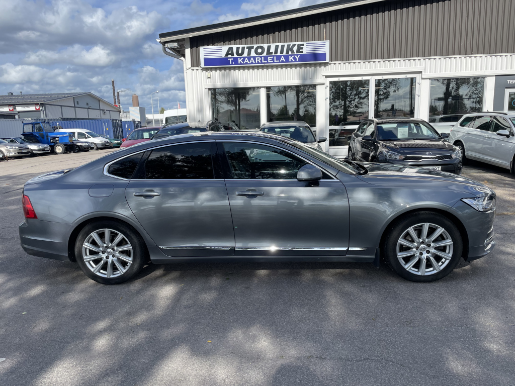VOLVO S90 2