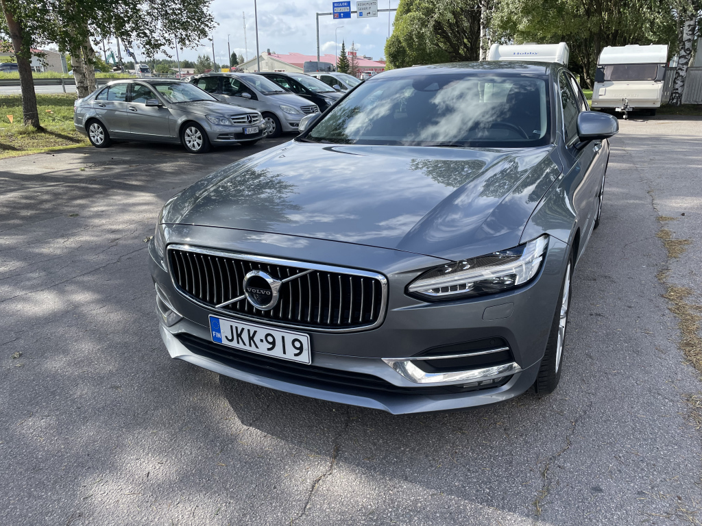 VOLVO S90 6