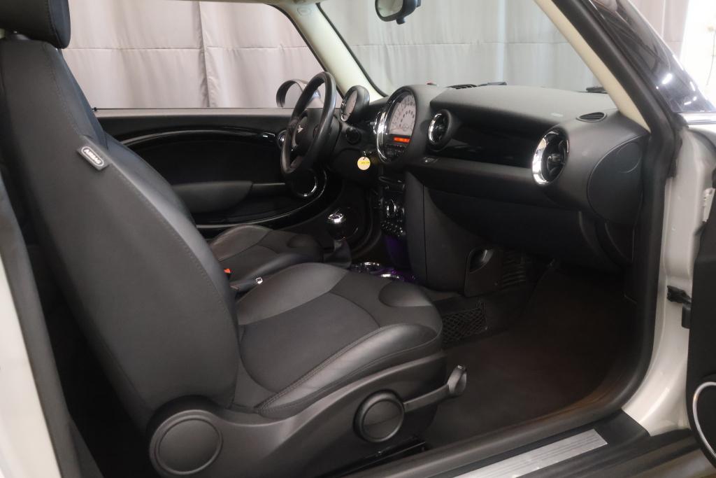 MINI Cooper 11