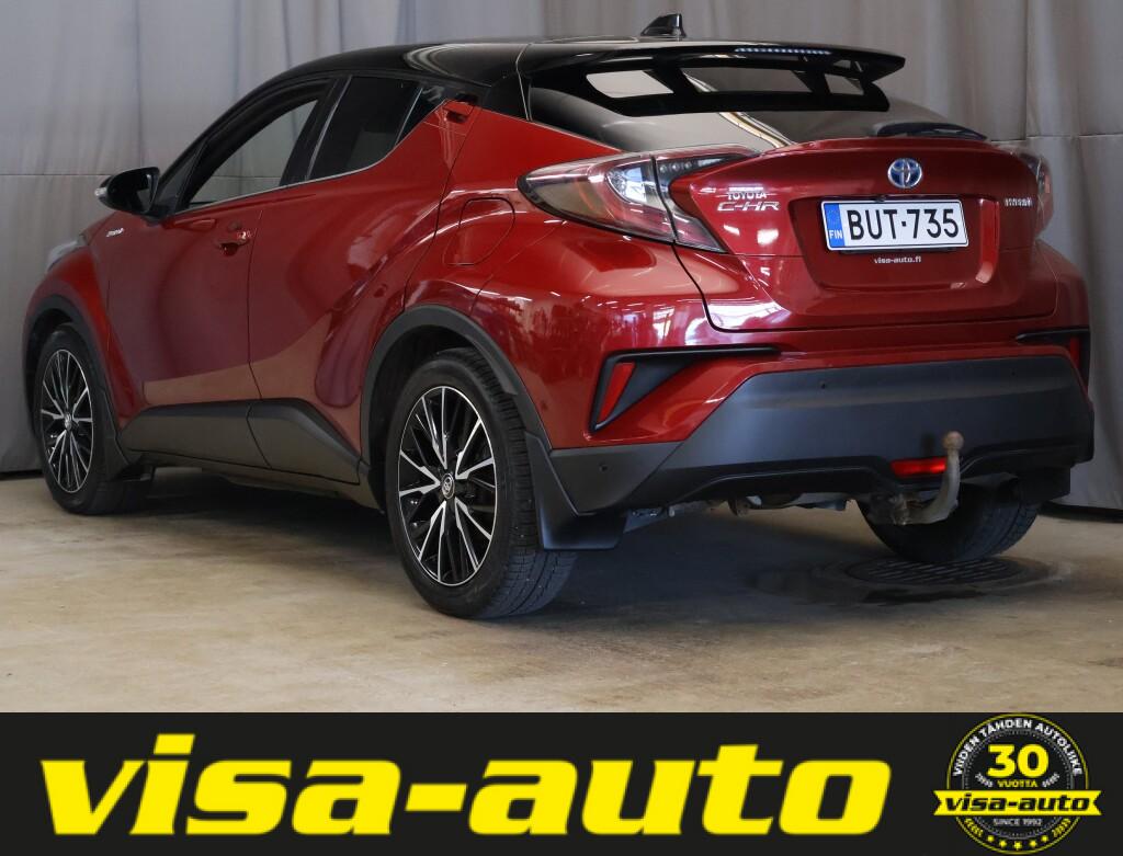 TOYOTA C-HR 3