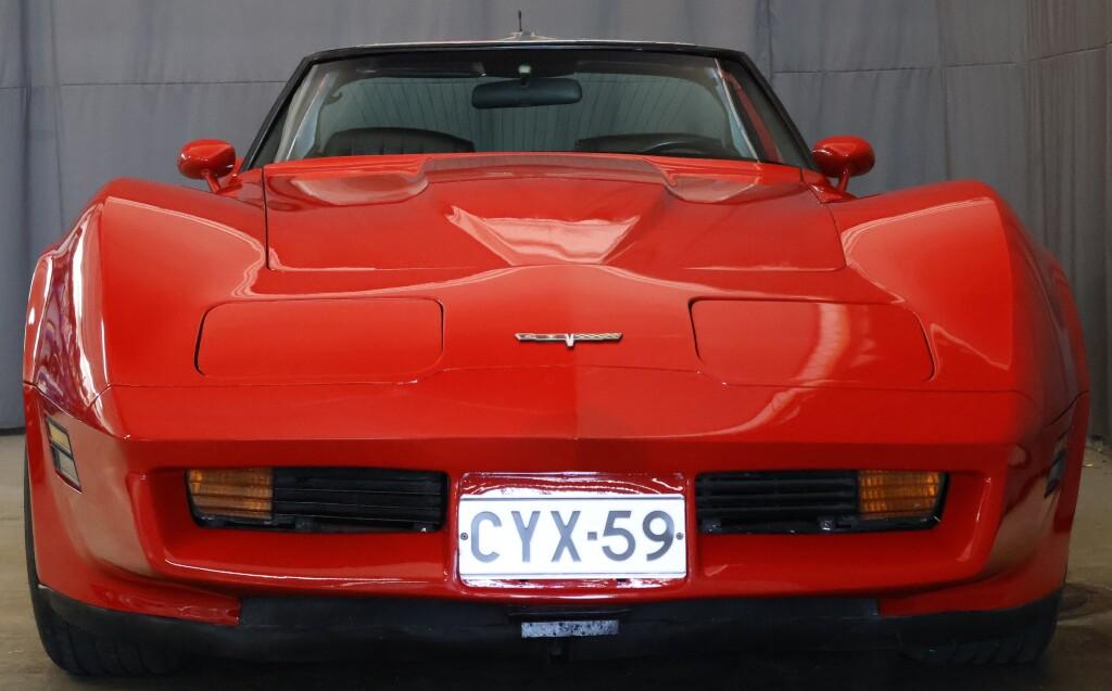 CHEVROLET Corvette 4