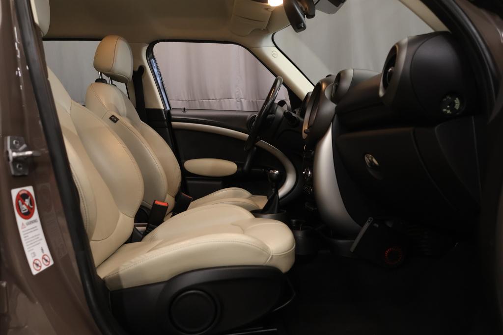 MINI Countryman 11