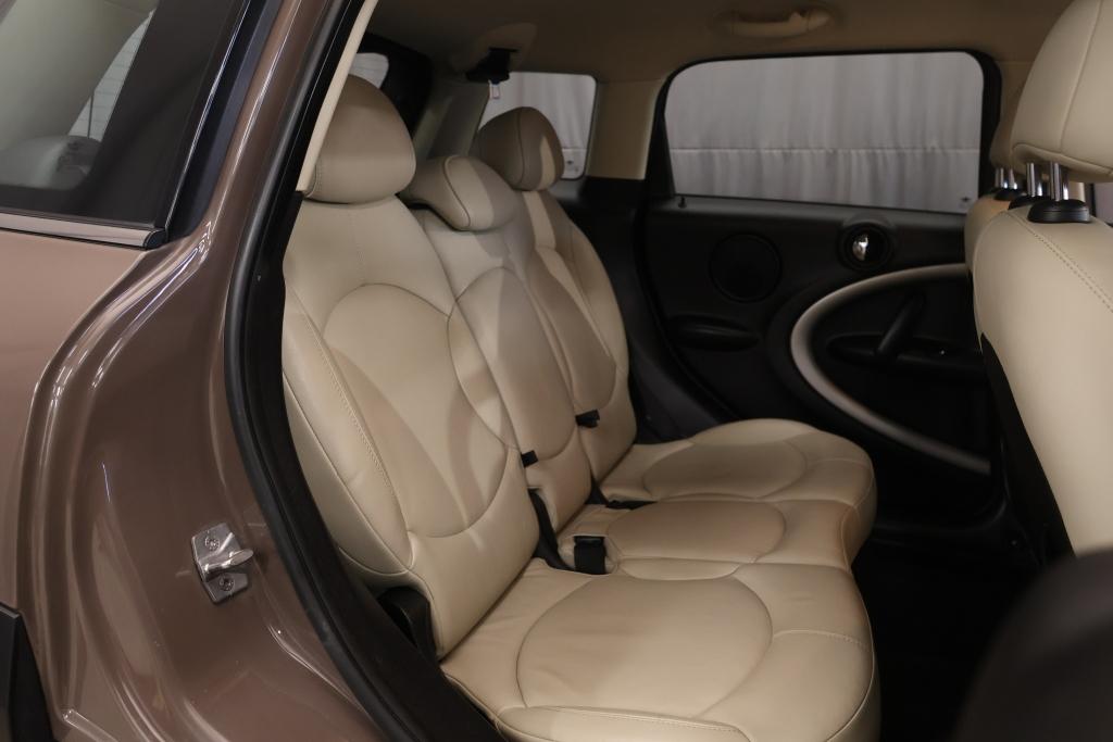 MINI Countryman 13