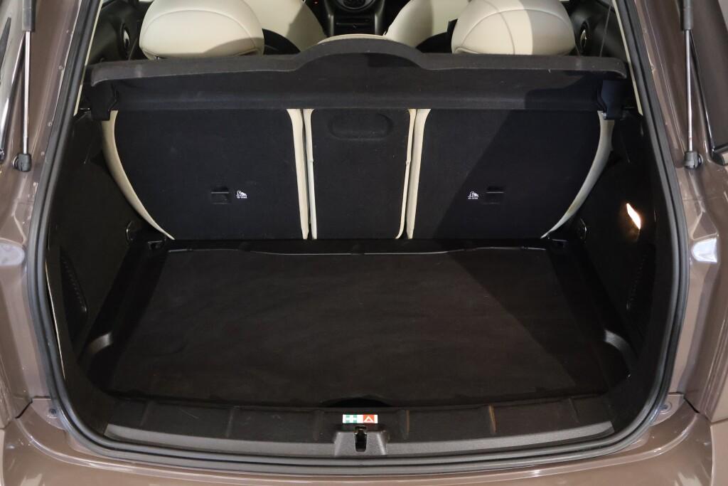 MINI Countryman 6