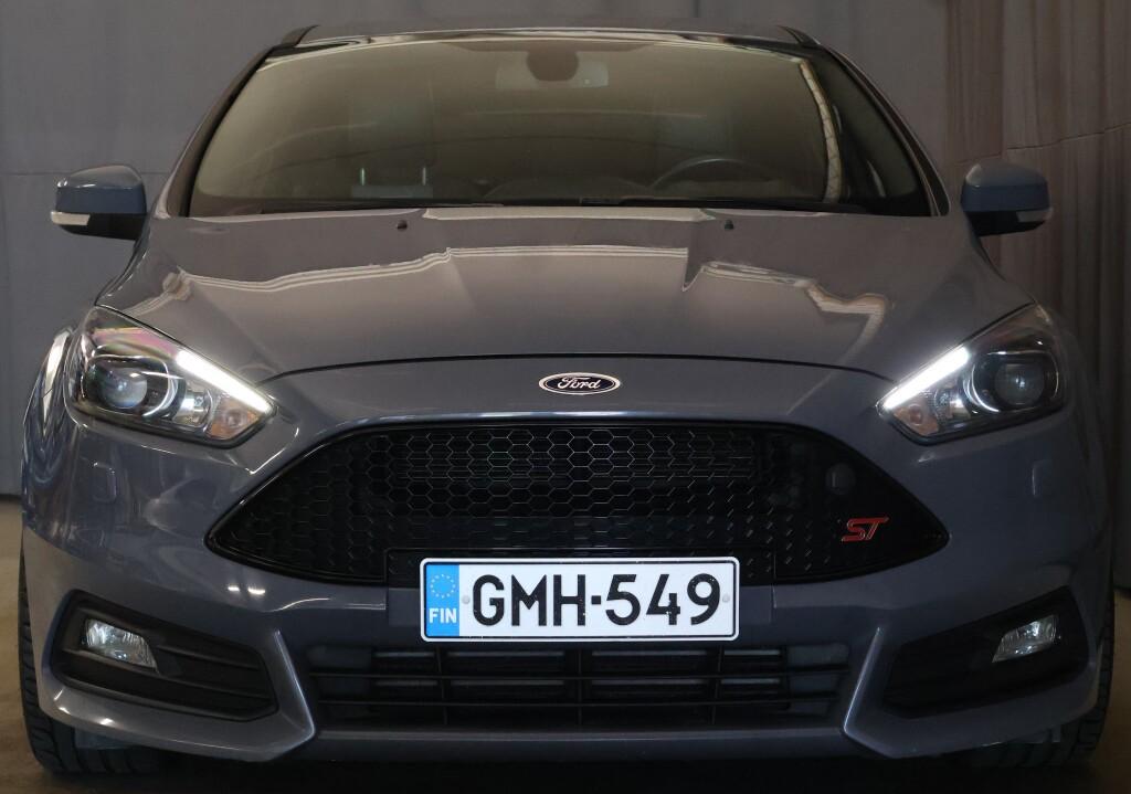 FORD Focus 4