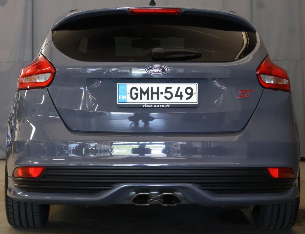FORD Focus 5